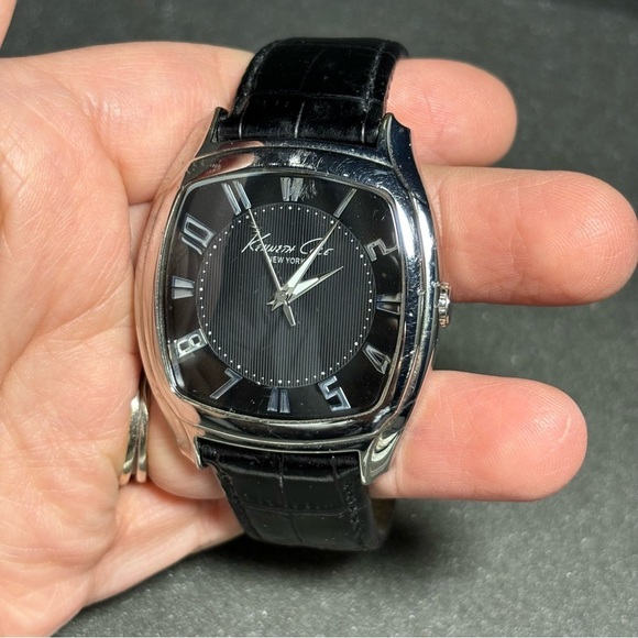 Kenneth Cole KC5147 Tonneau Stainless Steel Black Dial Leather Quartz Watch L1B - Picture 1 of 8